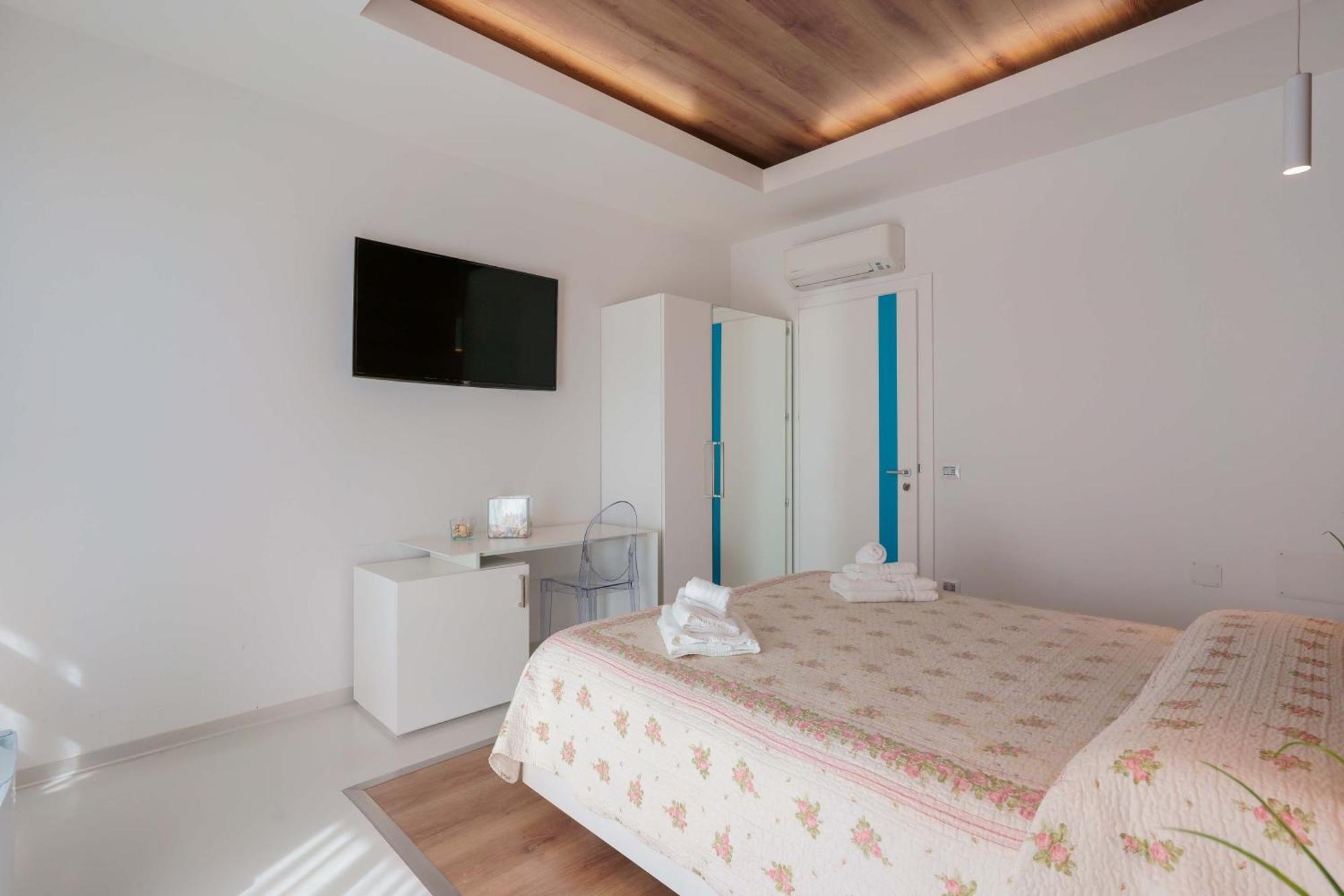 Lumiere Rooms - Eja Sardinia Cagliari Exterior photo